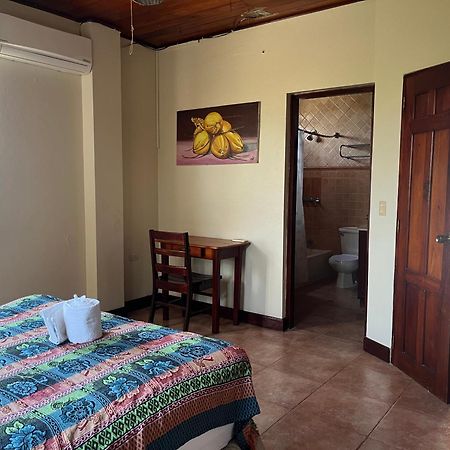 Beachside Stay At Villa Viyarte サン・フアン・デル・スル エクステリア 写真
