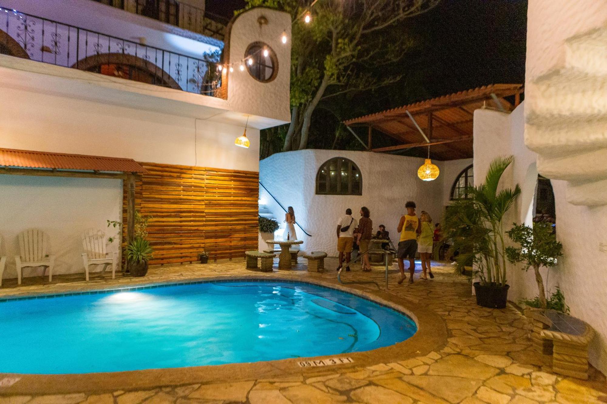 Beachside Stay At Villa Viyarte サン・フアン・デル・スル エクステリア 写真